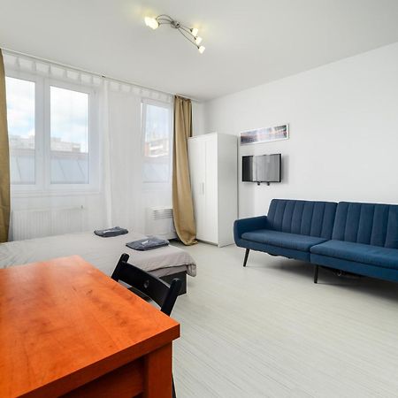 Sun Resort Residential Suite-Free Parking Garage Same Building Budapest Bagian luar foto
